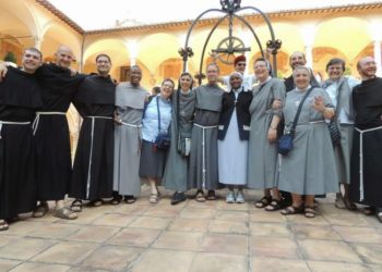 frati e suore Assisi