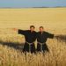 Frati in campo di grano