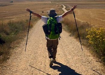 Pellegrino a braccia aperte