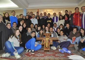 Giovani spagnoli e frati