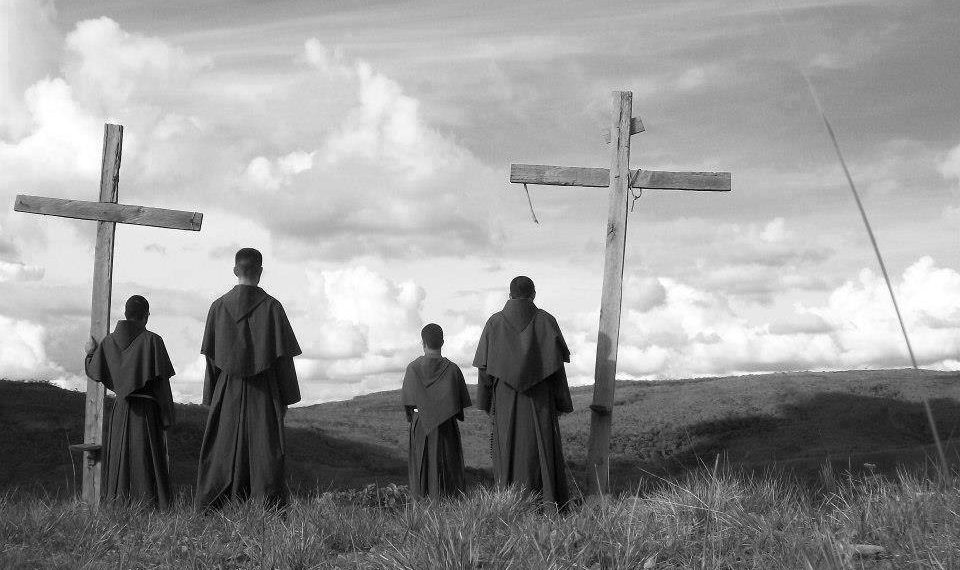 frati colombia e croci