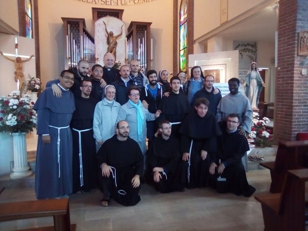 frati in missione francescana