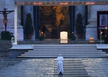 papa Francesco preghiera lockdown
