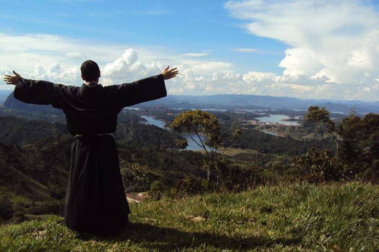 avere niente e possedere tutto